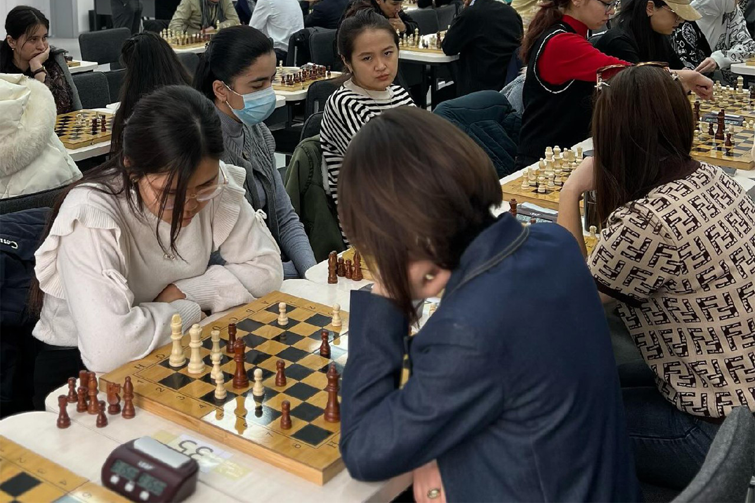 STARS International University Students Actively Participated in the Chess Tournament of the Student League, Showcasing Their Outstanding Chess Skills