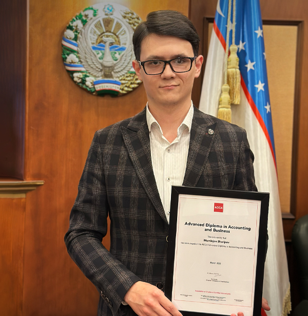 DUAL DIPLOMA ВПЕРВЫЕ В ЦЕНТРАЛЬНОЙ АЗИИ – И ПЕРВЫЙ ВЫПУСКНИК!
