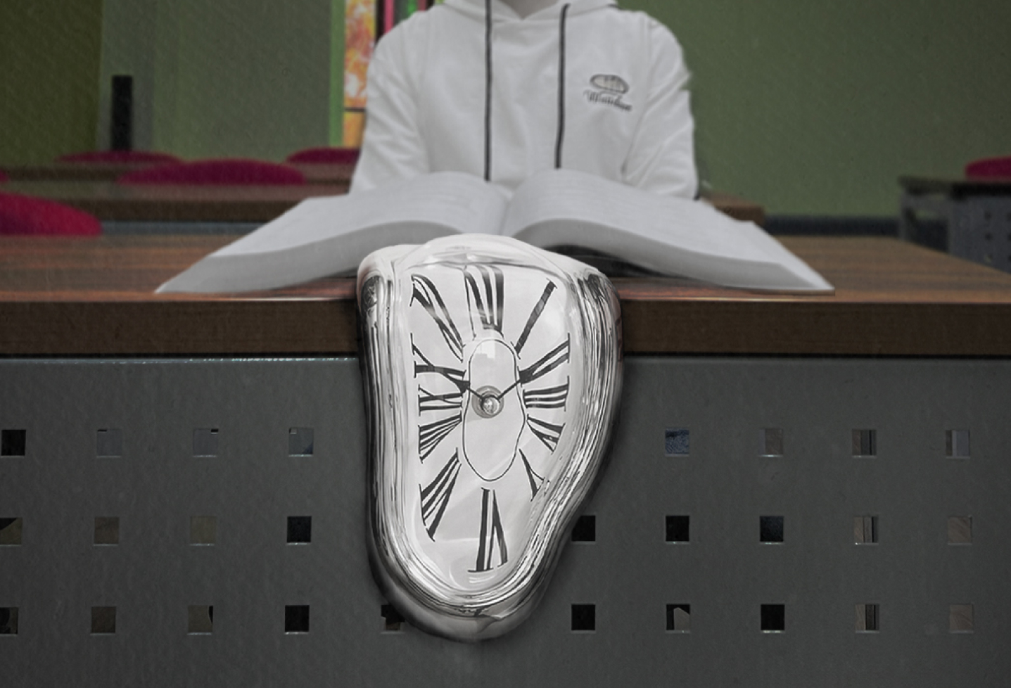 Don't waste time at your desk, enroll in distance learning!